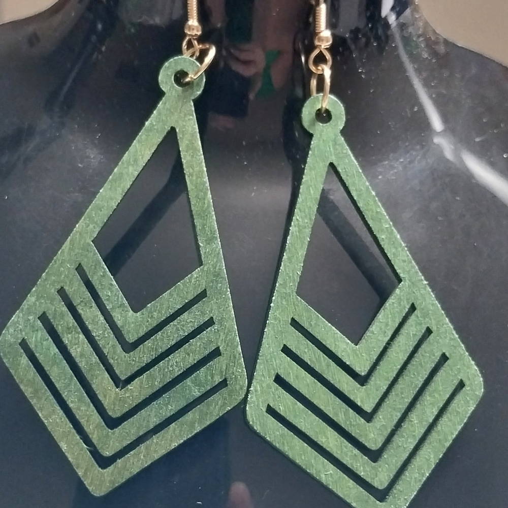 Rhombus Shape GreenEarrings